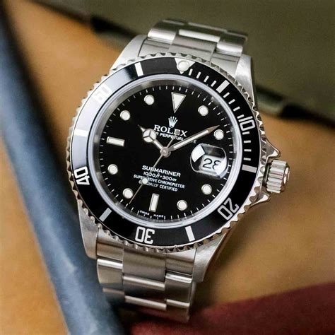 difference on rolex 16610 lv|rolex submariner 16610 for sale.